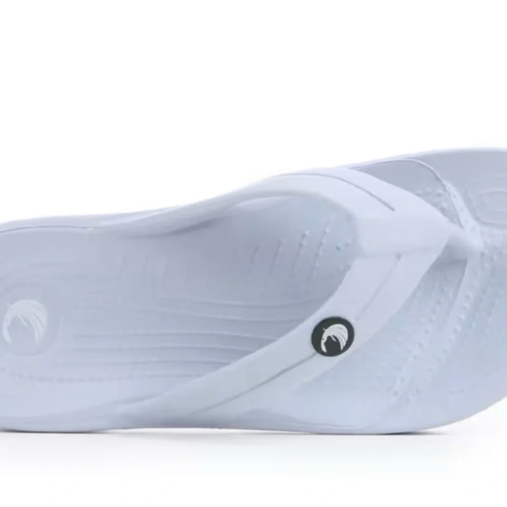 WOMEN'S ISLAND SURF EASE FLIP-FLOPS      Color: Slate Flip-Flop Sandals